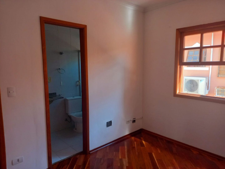 Casa à venda com 3 quartos, 138m² - Foto 8