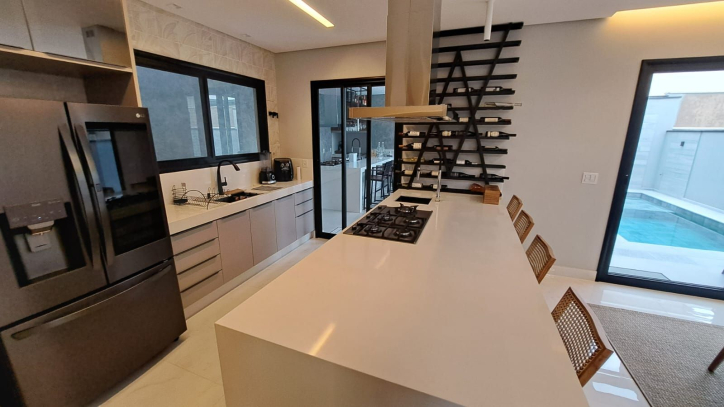 Casa à venda com 4 quartos, 269m² - Foto 22