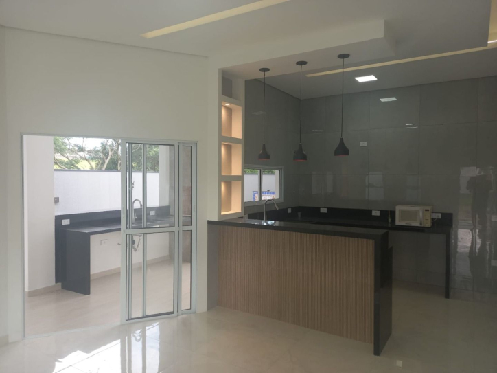 Casa à venda com 3 quartos, 145m² - Foto 3