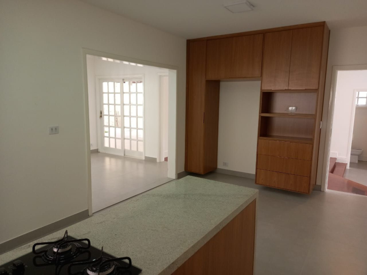 Casa à venda e aluguel com 4 quartos, 500m² - Foto 8