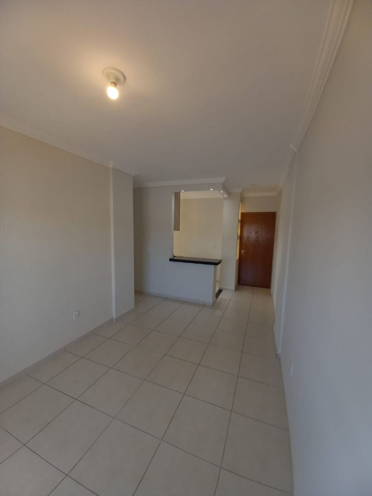 Apartamento à venda com 2 quartos, 62m² - Foto 7