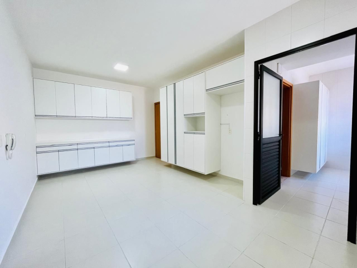 Apartamento à venda com 4 quartos, 157m² - Foto 33