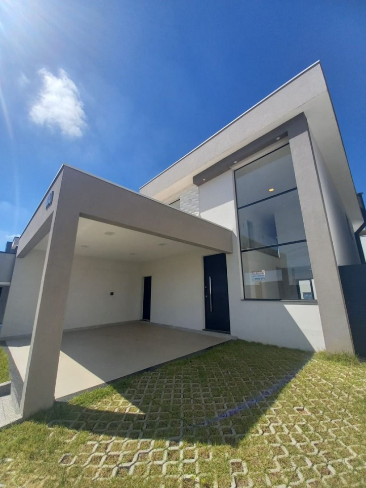 Casa à venda com 3 quartos, 190m² - Foto 2