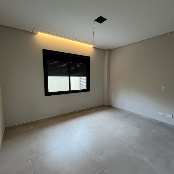 Casa à venda com 5 quartos, 360m² - Foto 3