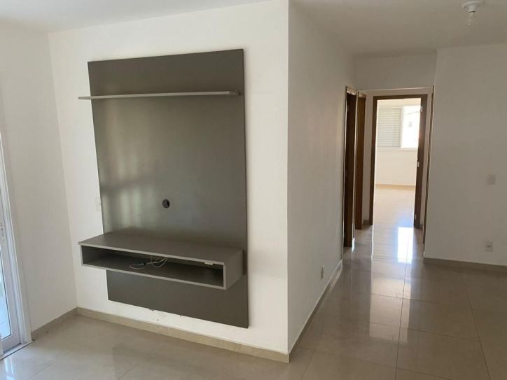 Apartamento à venda com 3 quartos, 77m² - Foto 3