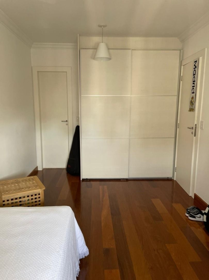 Apartamento à venda com 3 quartos, 194m² - Foto 8