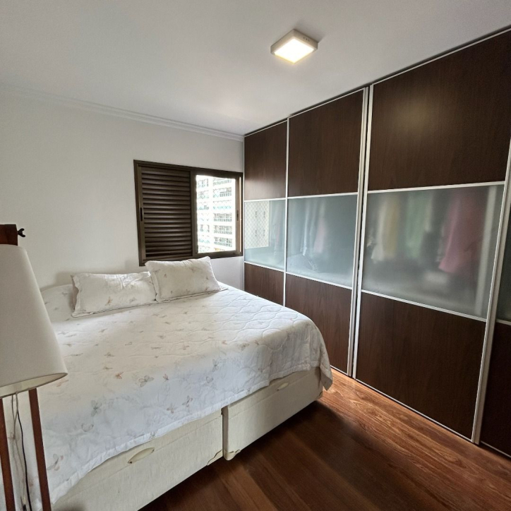 Apartamento à venda com 3 quartos, 144m² - Foto 15