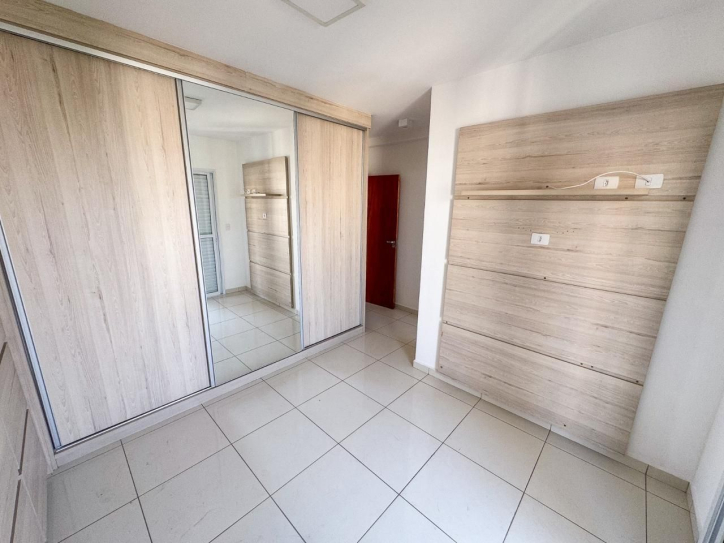 Apartamento à venda com 3 quartos, 92m² - Foto 5