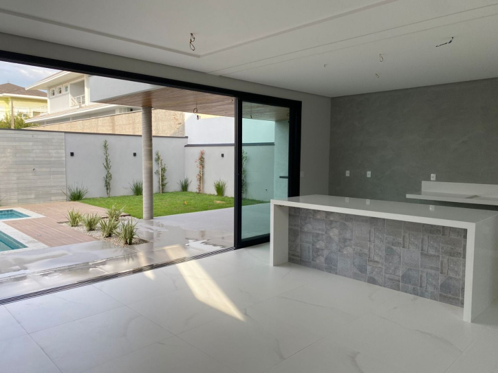 Casa à venda com 4 quartos, 349m² - Foto 4