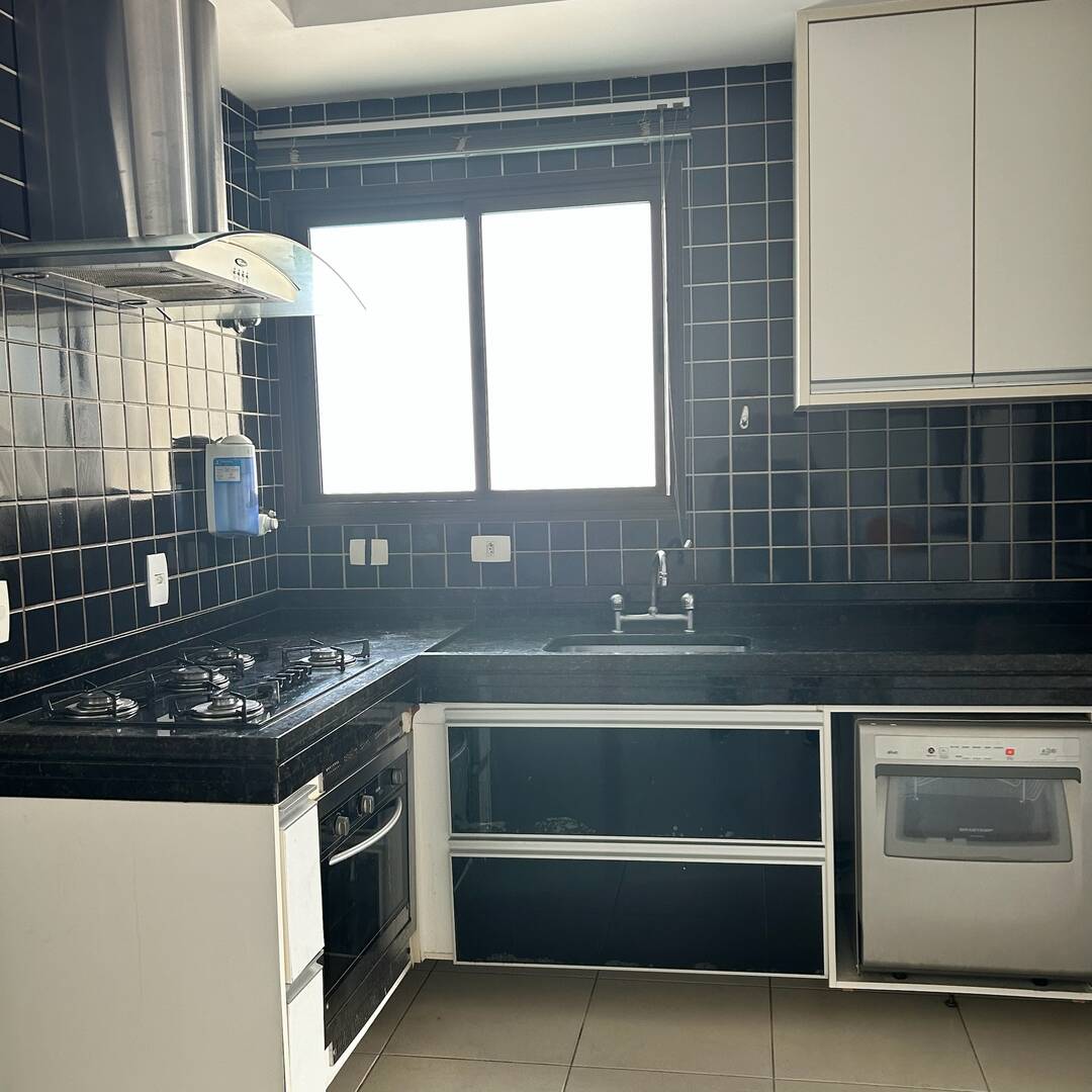 Apartamento à venda com 3 quartos, 118m² - Foto 6