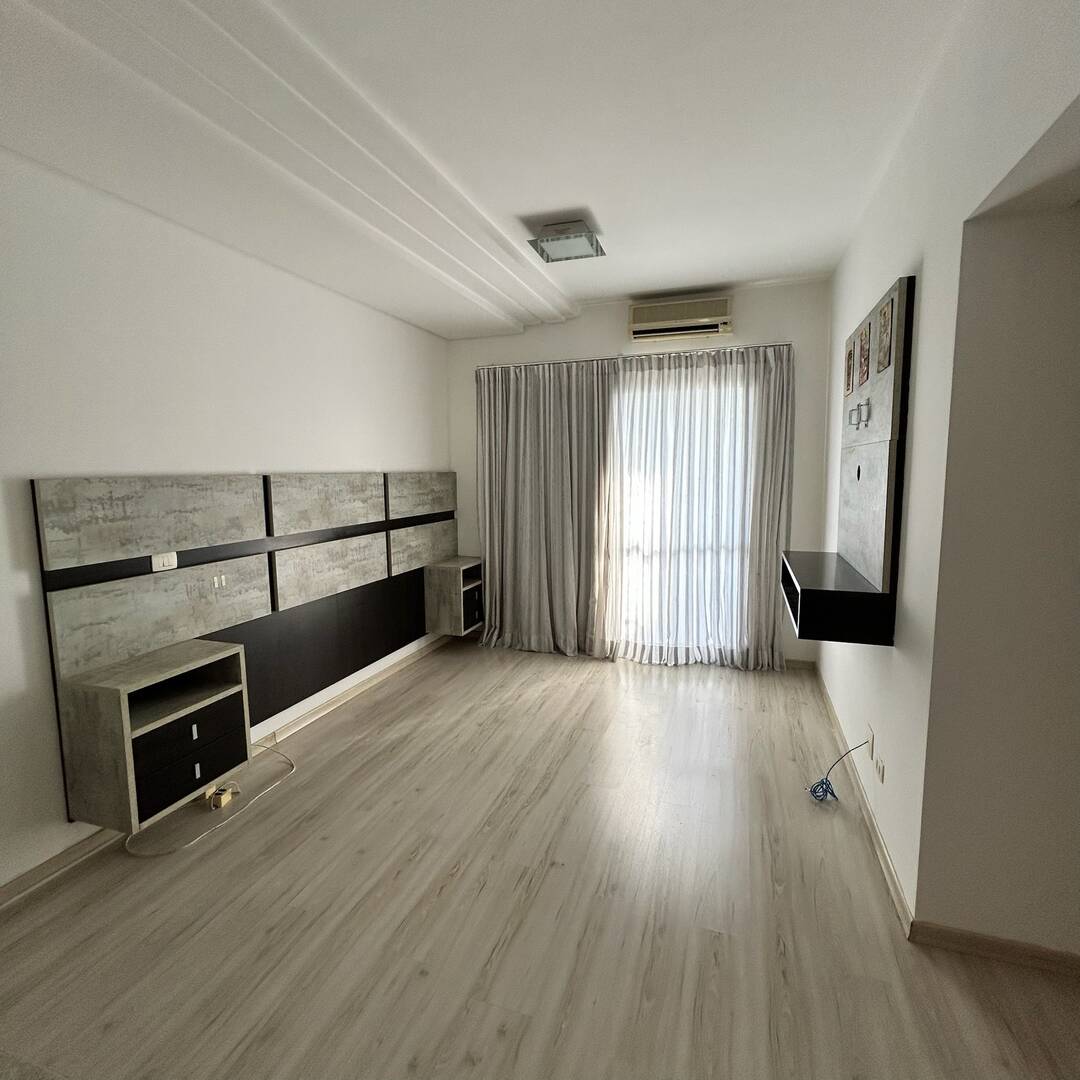 Apartamento à venda com 3 quartos, 118m² - Foto 19