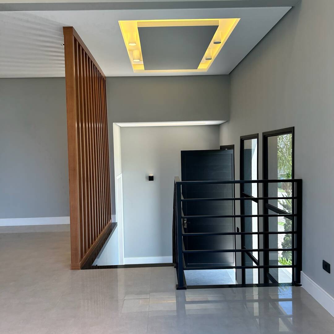 Casa à venda com 3 quartos, 290m² - Foto 7