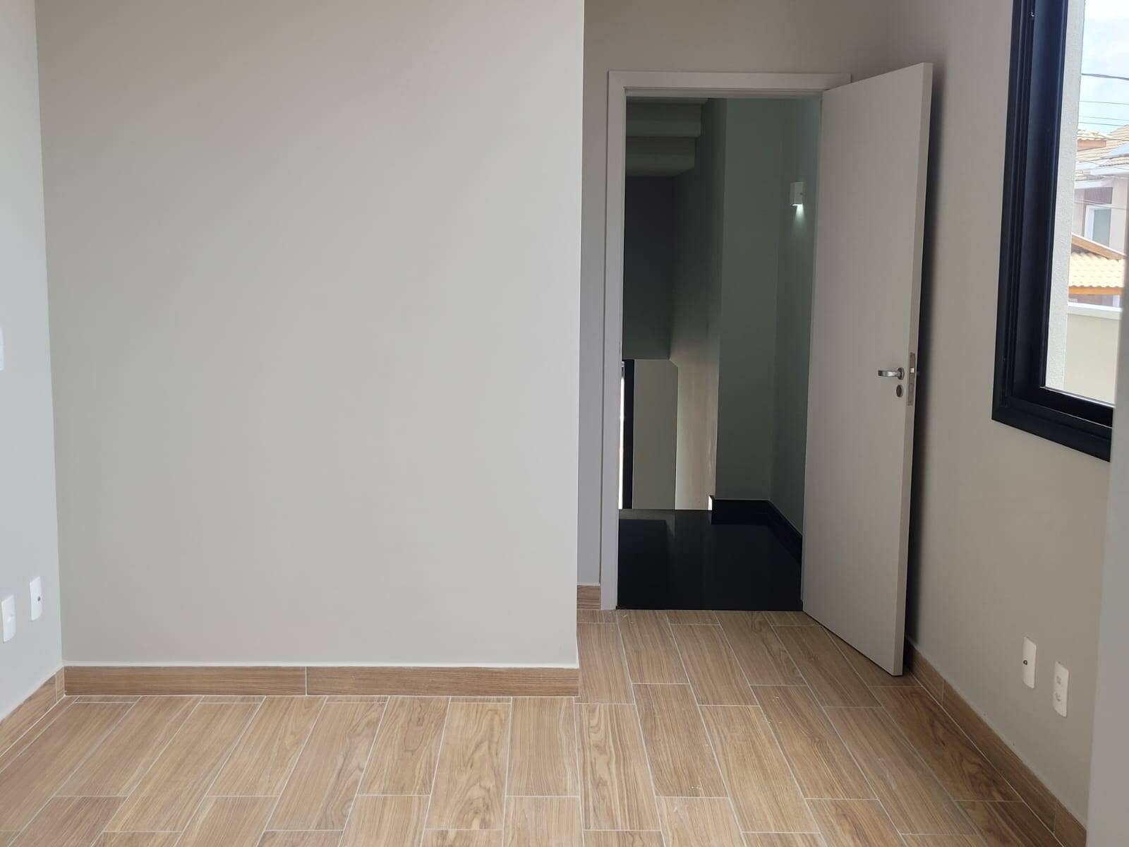 Casa à venda com 4 quartos, 263m² - Foto 18