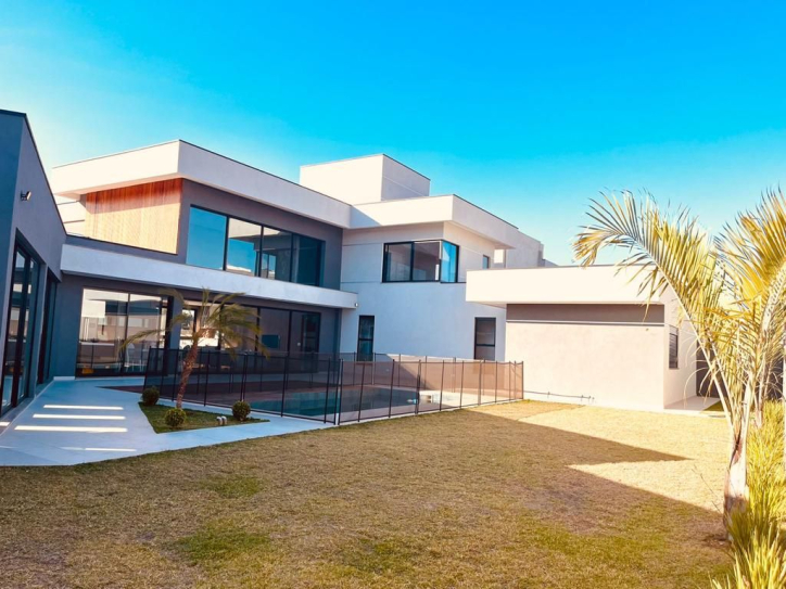 Casa à venda com 4 quartos, 374m² - Foto 4