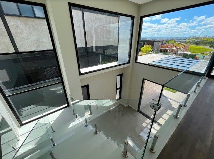 Casa à venda com 4 quartos, 338m² - Foto 13