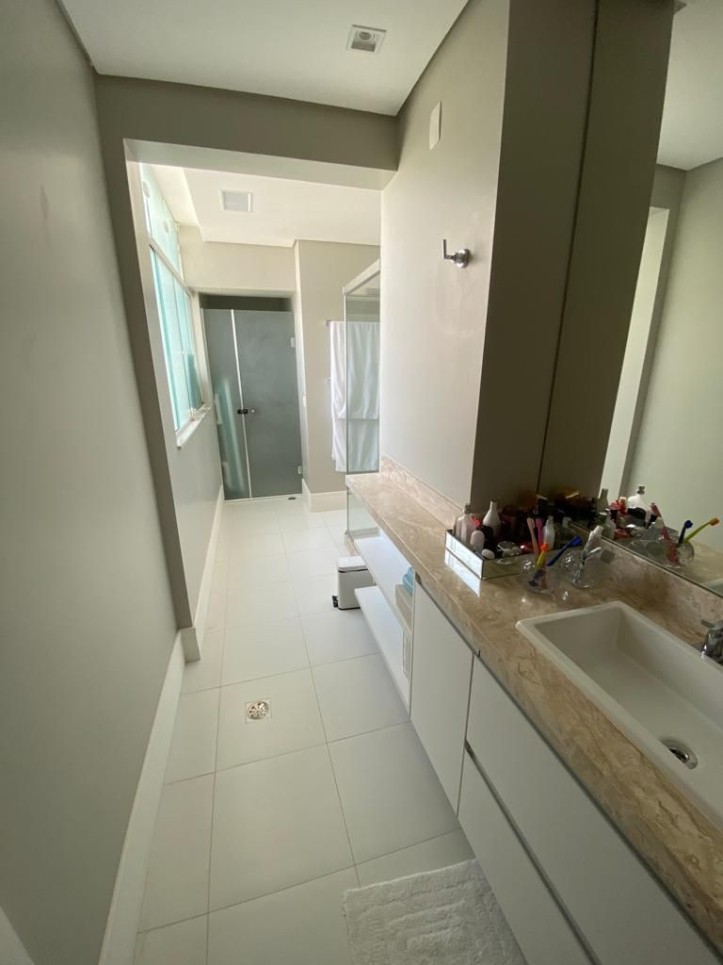 Cobertura à venda com 3 quartos, 220m² - Foto 13