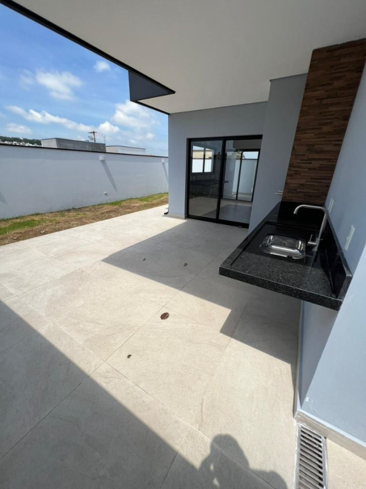 Casa à venda com 3 quartos, 150m² - Foto 21