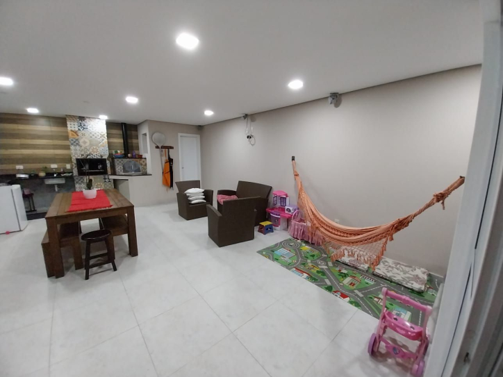 Casa à venda com 4 quartos, 241m² - Foto 10