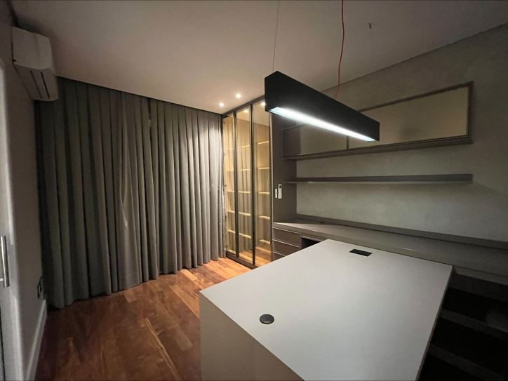 Casa à venda com 4 quartos, 378m² - Foto 16