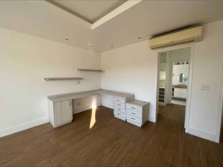 Casa à venda com 4 quartos, 650m² - Foto 37