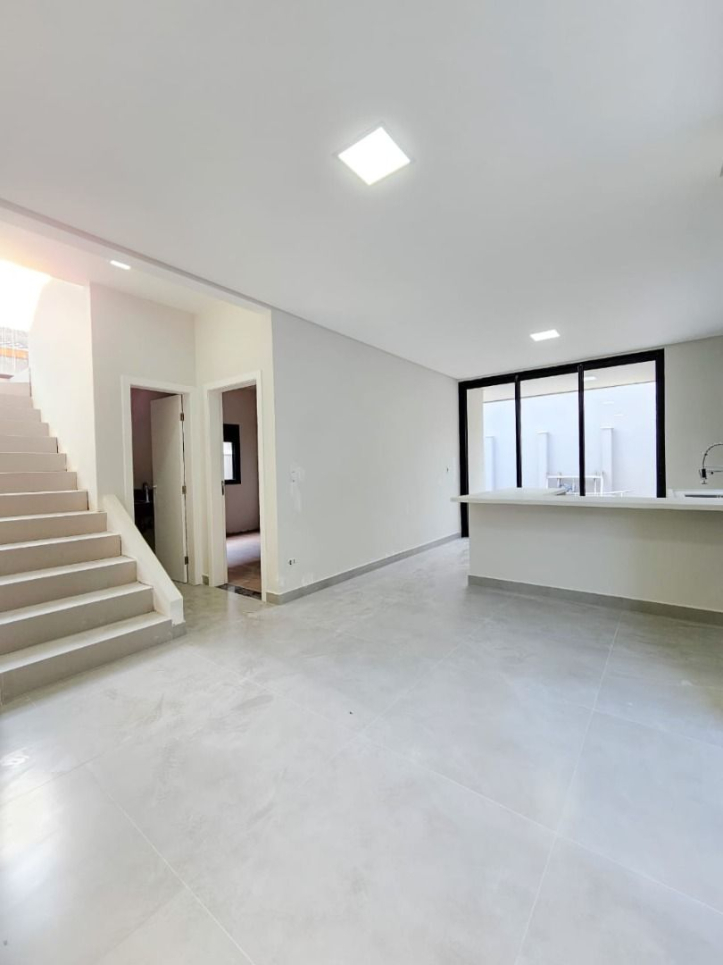 Casa à venda com 3 quartos, 150m² - Foto 8