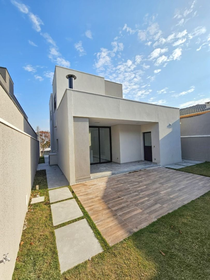 Casa à venda com 3 quartos, 150m² - Foto 10