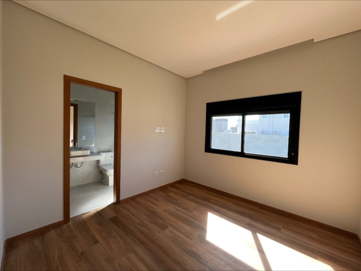 Casa à venda com 3 quartos, 333m² - Foto 18