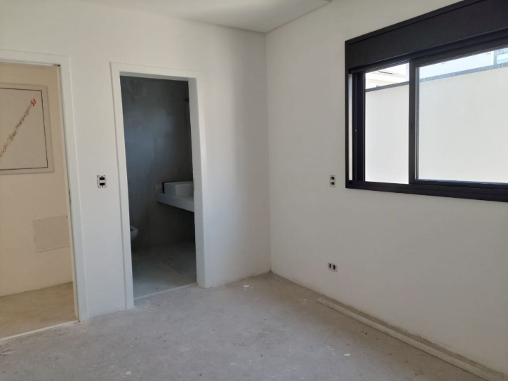 Casa à venda com 4 quartos, 230m² - Foto 10