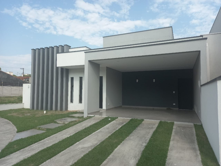 Casa à venda com 3 quartos, 175m² - Foto 1