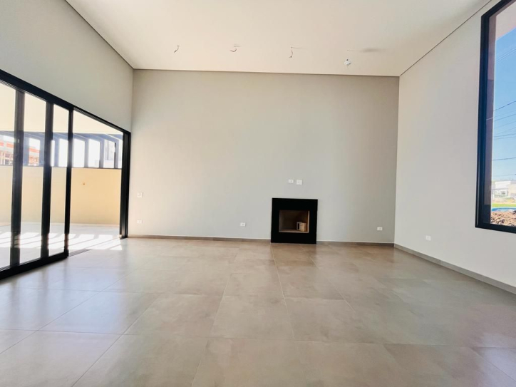 Casa à venda com 4 quartos, 221m² - Foto 7