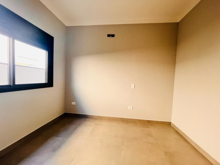 Casa à venda com 4 quartos, 221m² - Foto 16