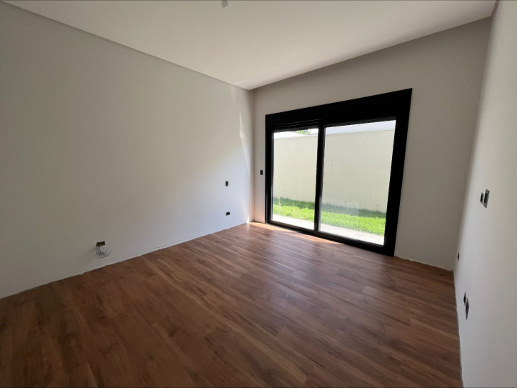 Casa à venda com 4 quartos, 450m² - Foto 3