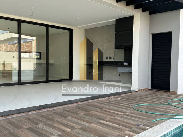 Casa para Venda em São José dos Campos - 5