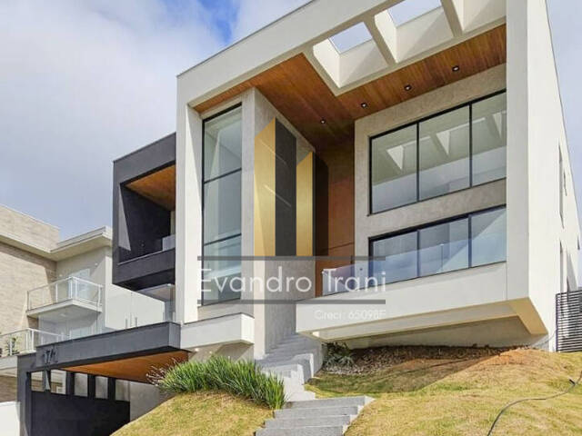 Casa para Venda em São José dos Campos - 3