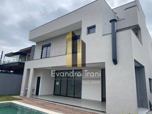 Casa para Venda em São José dos Campos - 4