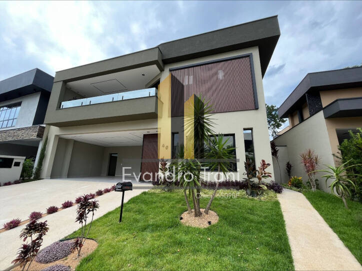 Casa à venda com 5 quartos, 480m² - Foto 1