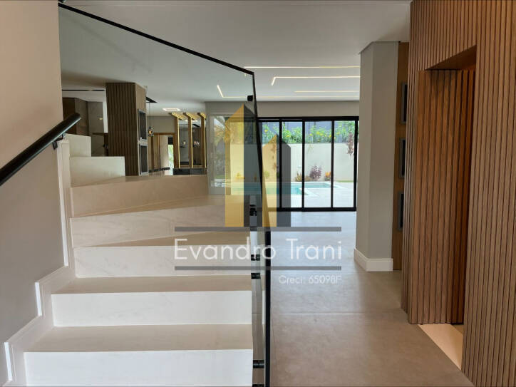 Casa à venda com 5 quartos, 480m² - Foto 9