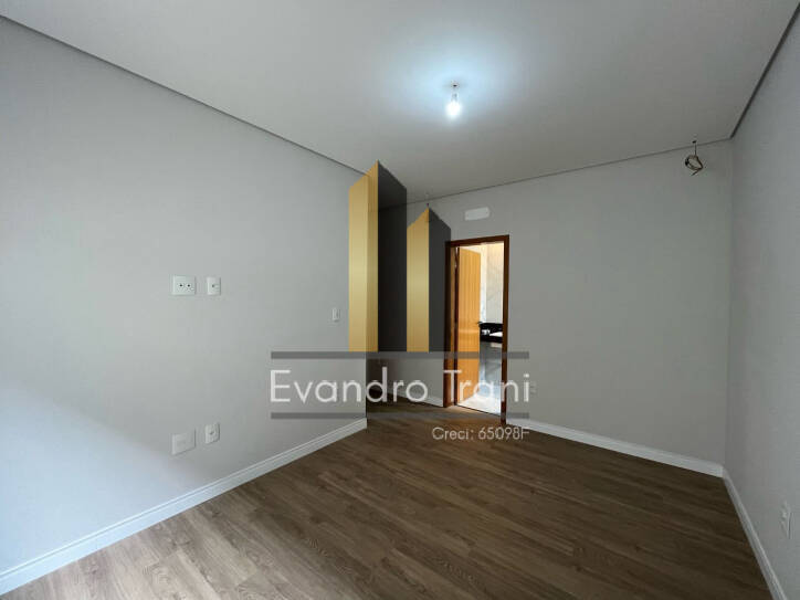 Casa à venda com 3 quartos, 172m² - Foto 12