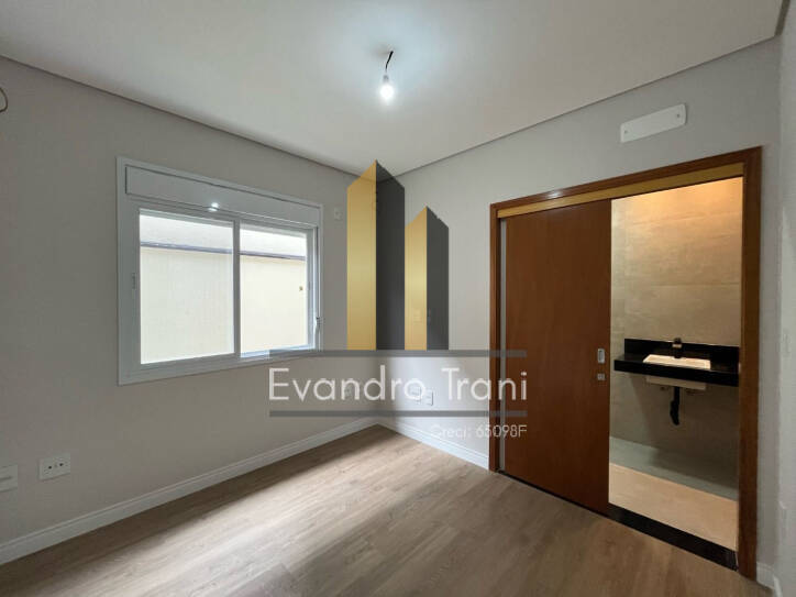 Casa à venda com 3 quartos, 172m² - Foto 14