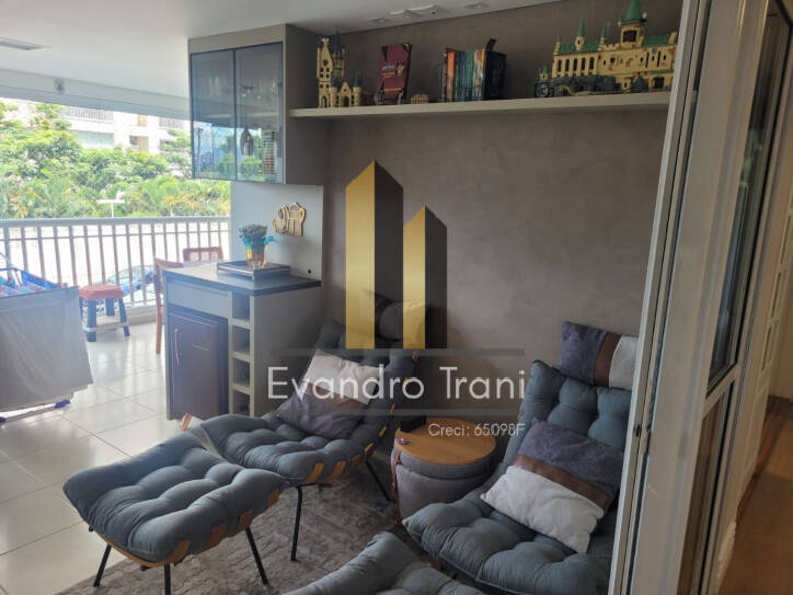 Apartamento à venda com 3 quartos, 125m² - Foto 7