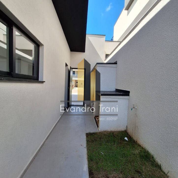 Casa à venda com 3 quartos, 270m² - Foto 10