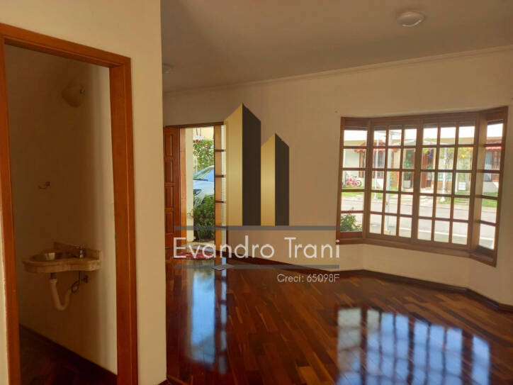 Casa à venda com 3 quartos, 138m² - Foto 3