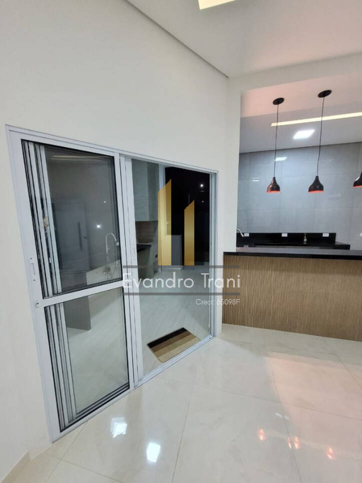 Casa à venda com 3 quartos, 145m² - Foto 15