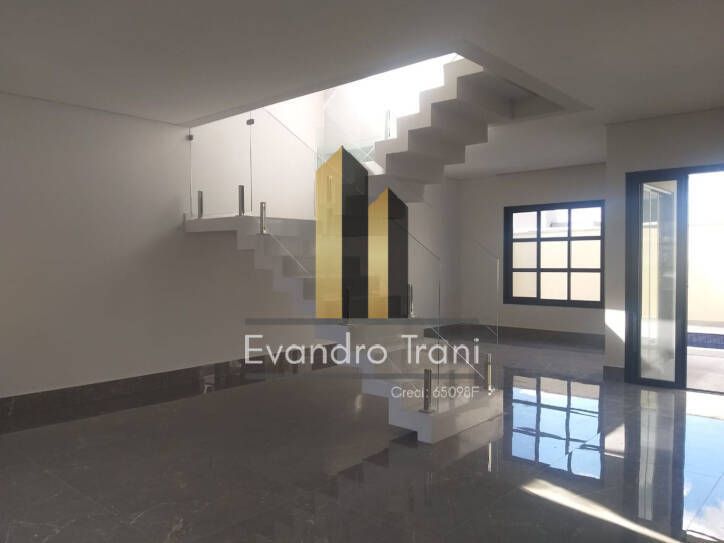 Casa à venda com 4 quartos, 235m² - Foto 5