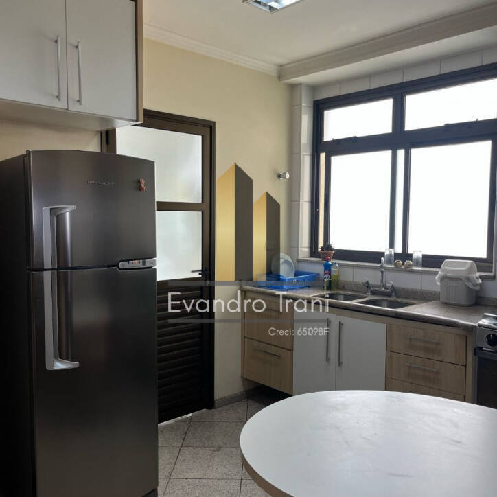 Apartamento à venda com 4 quartos, 144m² - Foto 16