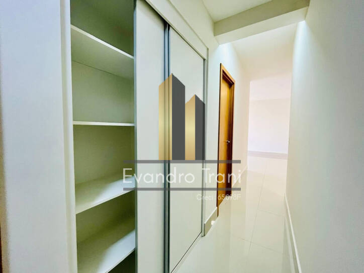 Apartamento à venda com 4 quartos, 157m² - Foto 8