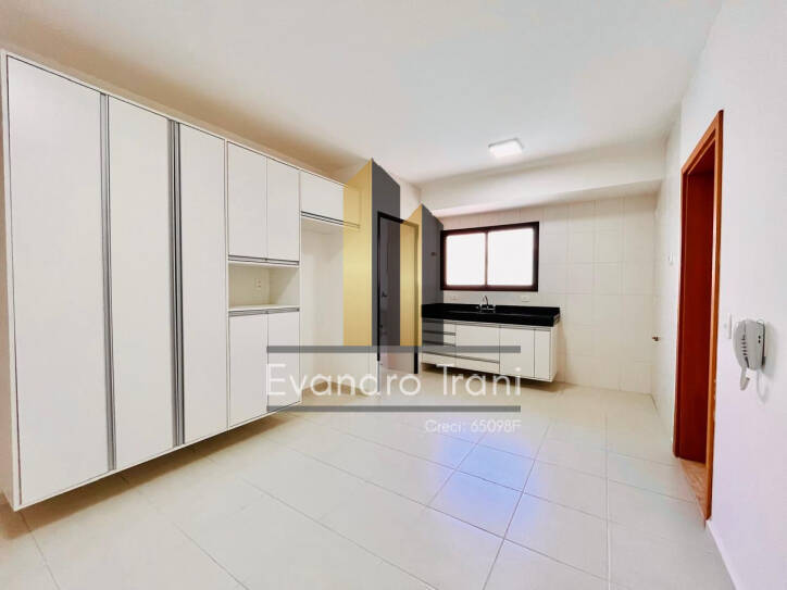 Apartamento à venda com 4 quartos, 157m² - Foto 30