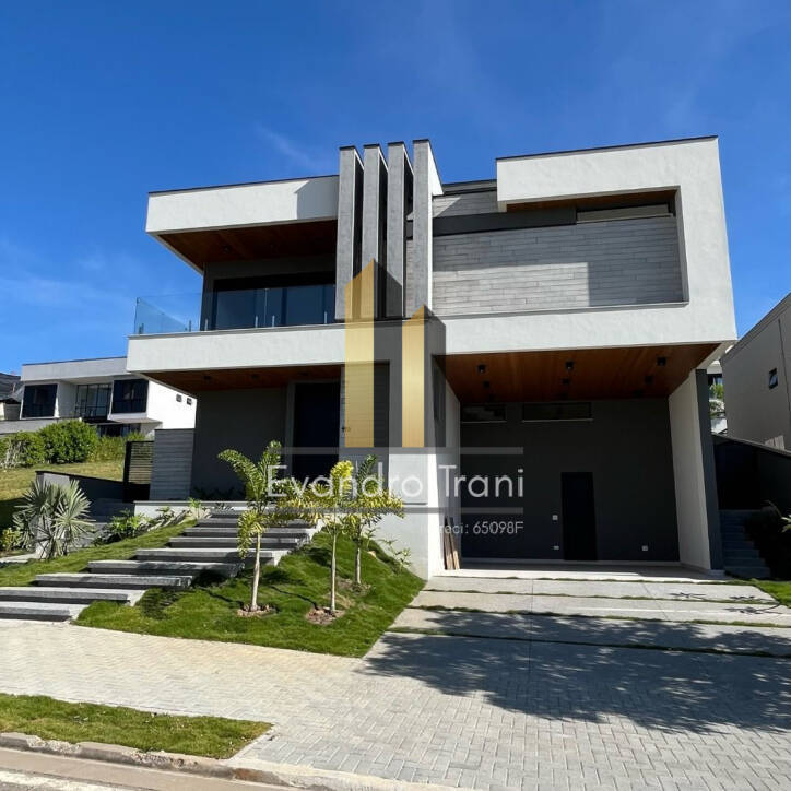 Casa à venda com 4 quartos, 440m² - Foto 2