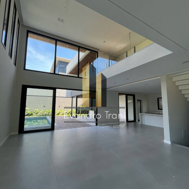 Casa à venda com 4 quartos, 440m² - Foto 10