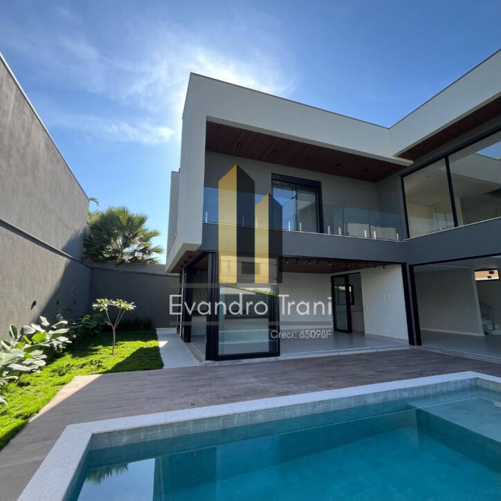 Casa à venda com 4 quartos, 440m² - Foto 14